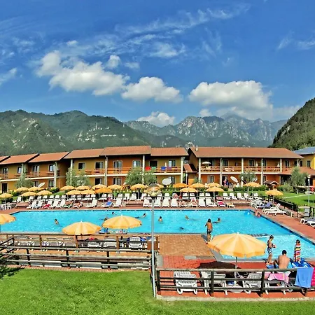 Charming Private Near Garda Golf Club *