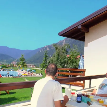 Charming Private Near Garda Golf Club Дом отдыха Tremosine